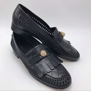 CHANEL18C Lamb Interweaved Leather Loafers Lion